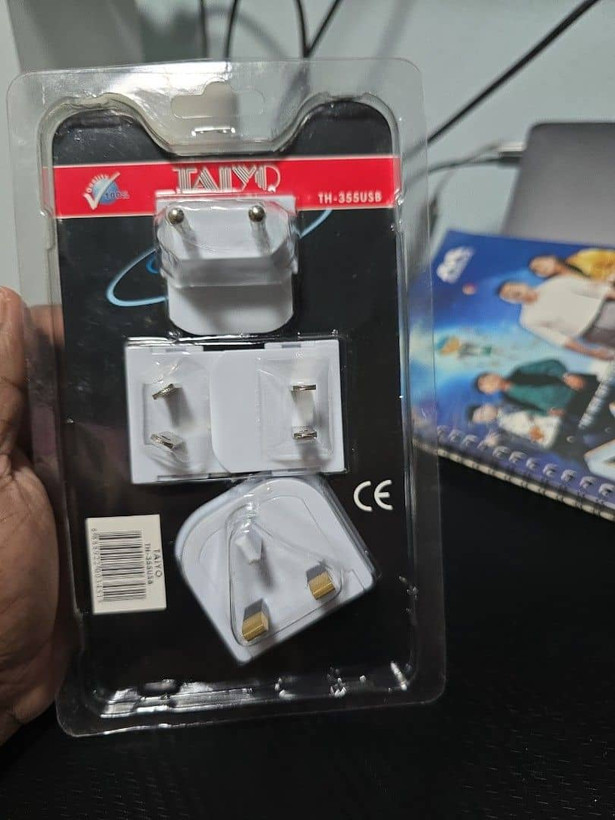 شارژر مسافرتی 4 پورت USB برند TAIYD مدل TH-355USB