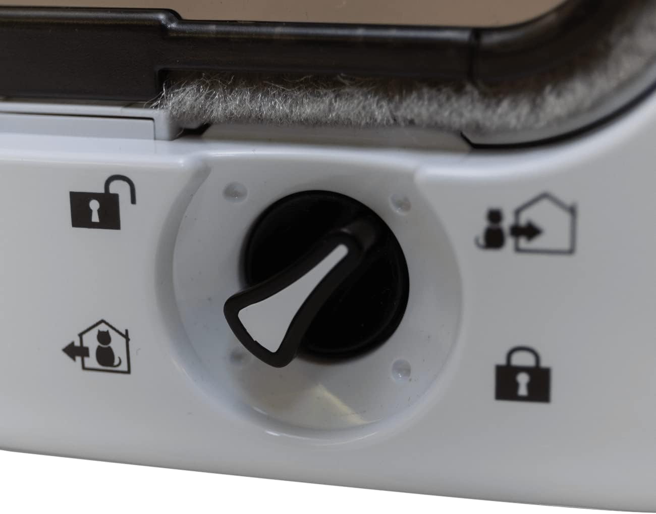 درب هوشمند ورود گربه - میکروچیپ Cat Mate، میکروچیپ Cat Flap برای فعال شدن تا 30 گربه - 15 در 15 cm - سفید