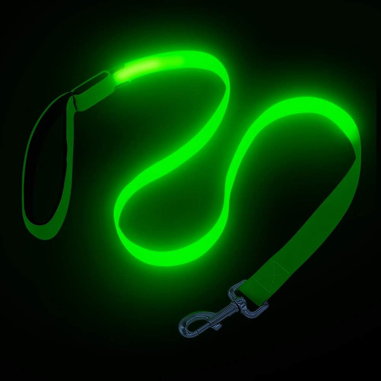 بند سگ - قلاده سگ LED مدل VIZPET - قلاده نایلونی چراغدار و قابل شارژ با USB - طول ۴۷.۲ اینچ، دارای ۳ حالت چشمکزن و سگک فلزی - 120 سانتی - نوری